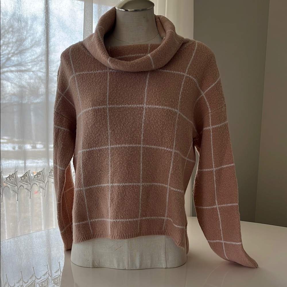 Lumiere knit cowl neck sweater size small